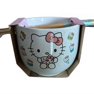 NEW Hello Kitty Ramen Noodles Bowl with Chopsticks